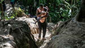 Record amount of migrants risk crossing the bush in Darién Gap